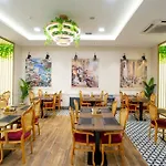 Hotel Bulton Airport 4*