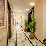 Bulton Airport Hotel 4*