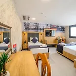 Hotel Bulton Airport Arnavutkoy