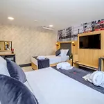 Hotel Bulton Airport