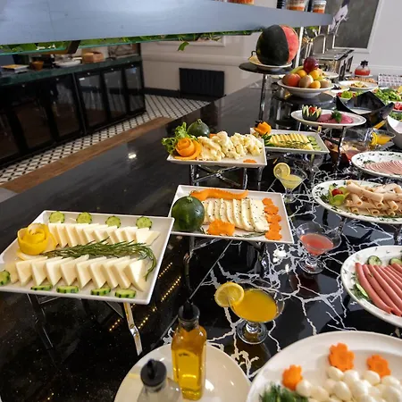 Bulton Airport & Wellness فندق 4*