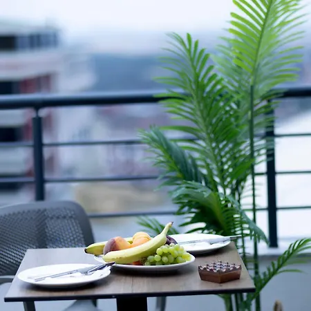 فندق Bulton Airport & Wellness 4*