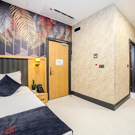 Hotel Bulton Airport &