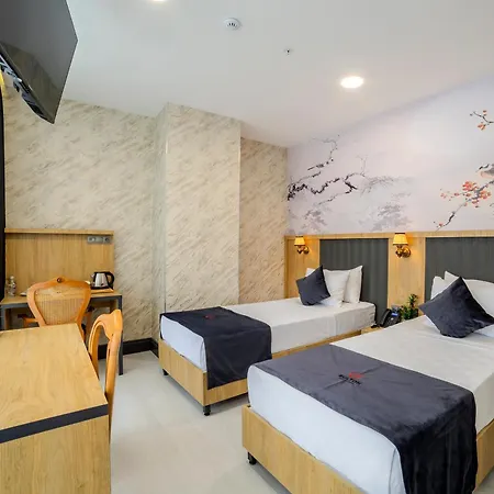 Bulton Airport & 4*